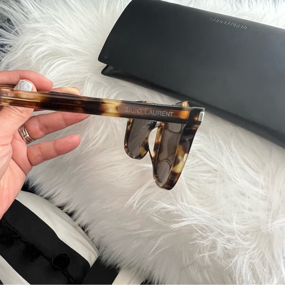 YSL sunglasses - Picture 3 of 6